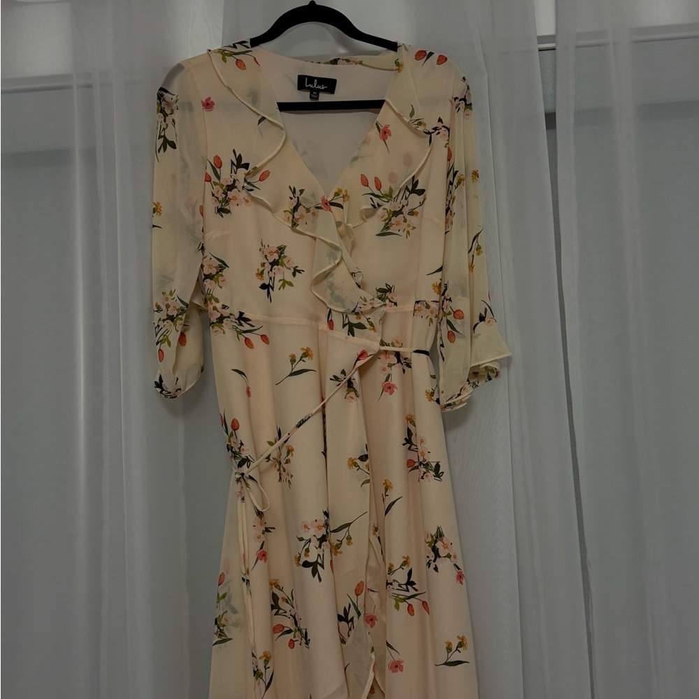 Lulu's Cream Floral Long Sleeve Dress